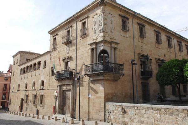 La Capital Del Jerte Apartamento Plasencia Exterior foto